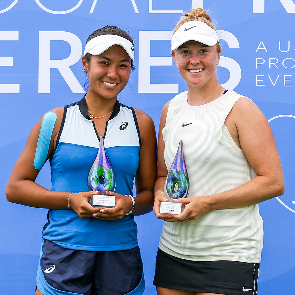Sara Daavettila and Katherine Hui