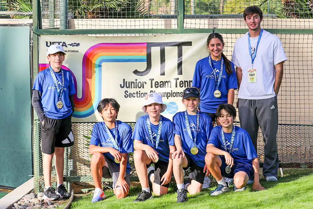 Junior Team Tennis